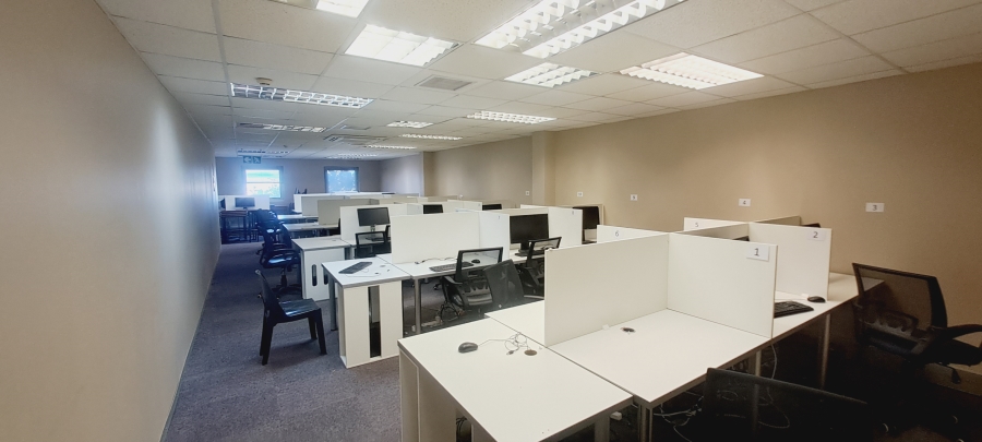 To Let commercial Property for Rent in Rosenpark Western Cape